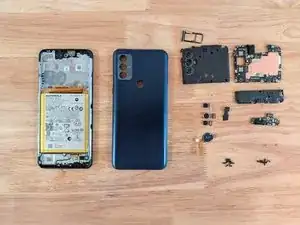 Motorola Moto G Play (2023) Teardown