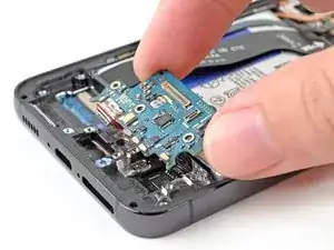 USB-C-Anschluss und Tochterplatine