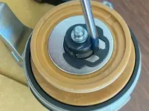 EuQHnUJ5jyeXGDC2