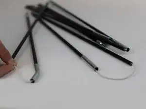 Bänder von einer Zeltstange ersetzen