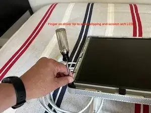 Apple Thunderbolt Display ist schwarz - Reparatur des Bildausfalls