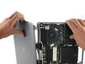 MacBook Pro 13" Touch Bar 2017 Display tauschen