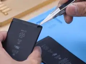 Baue eine Powerbank aus alten Akkus