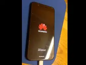 Zeigt beim anstecken nur das Huawei logo / When plugged in it only shows the Huawei logo