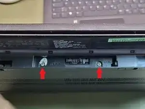 Lenovo IdeaPad G500 Demontage des Backcovers