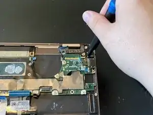vGkHa1FsmROuBu6s