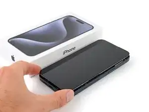 iPhone 15 Pro Max Akku abtrennen