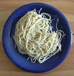 Plain boiled spaghetti noodles