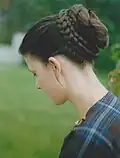 dunkle Haare