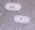 Naproxen extended release 500&nbsp;mg, back and front